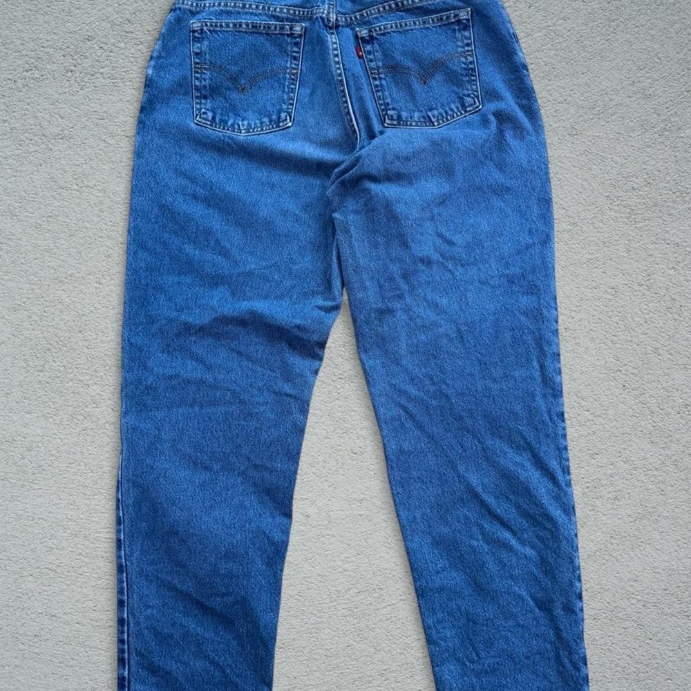 Levi's 550 Women's Relaxed Fit Tapered Leg Jeans Size 16